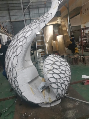 Superficie di muffa di scultura EPS personalizzata in acciaio inossidabile di colore bianco