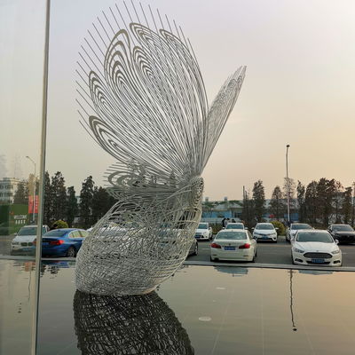 Scultura del cavo tessuta metropolitana di acciaio inossidabile della scultura della fontana del metallo della farfalla